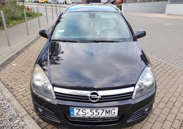 Opel Astra cena 7200 przebieg: 254248, rok produkcji 2006 z Szczecin małe 121